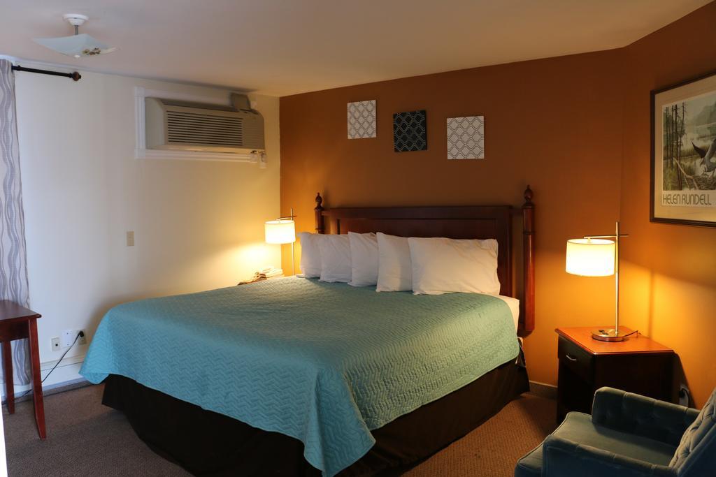 Midtown Motel & Suites Moncton Room photo